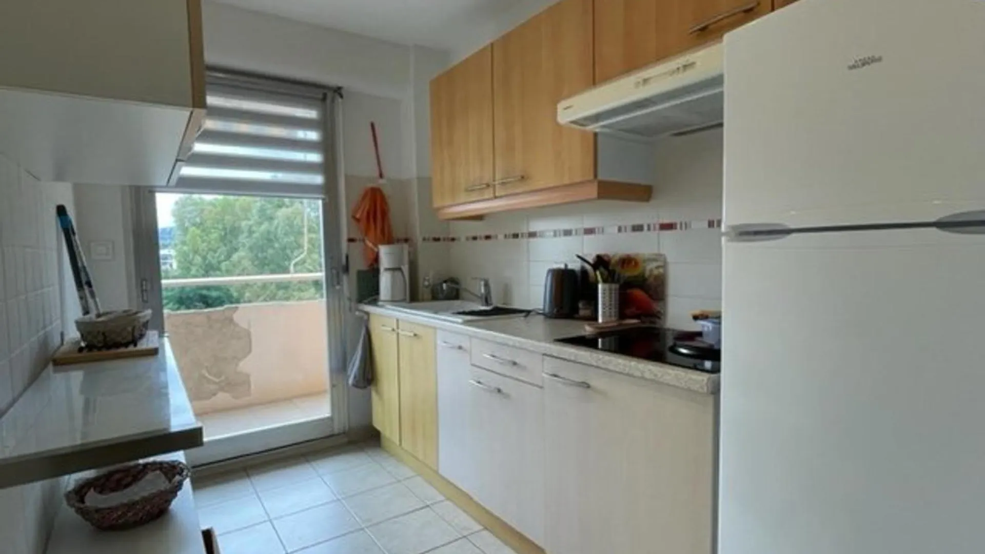Apartment Appartement Climatise 2 Etoiles Avec Balcon, Proche Plage Et Centre - Le Lavandou - Fr-1-308-199