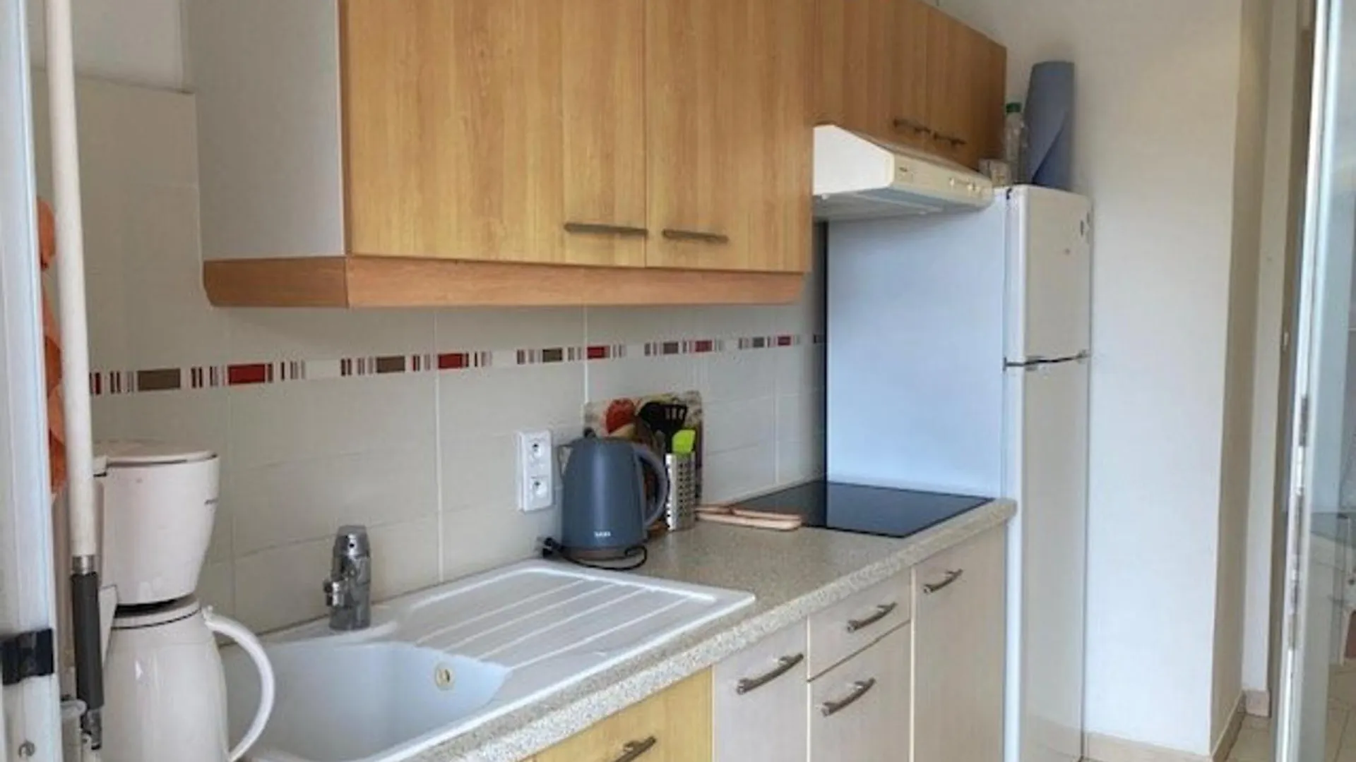 Apartment Appartement Climatise 2 Etoiles Avec Balcon, Proche Plage Et Centre - Le Lavandou - Fr-1-308-199